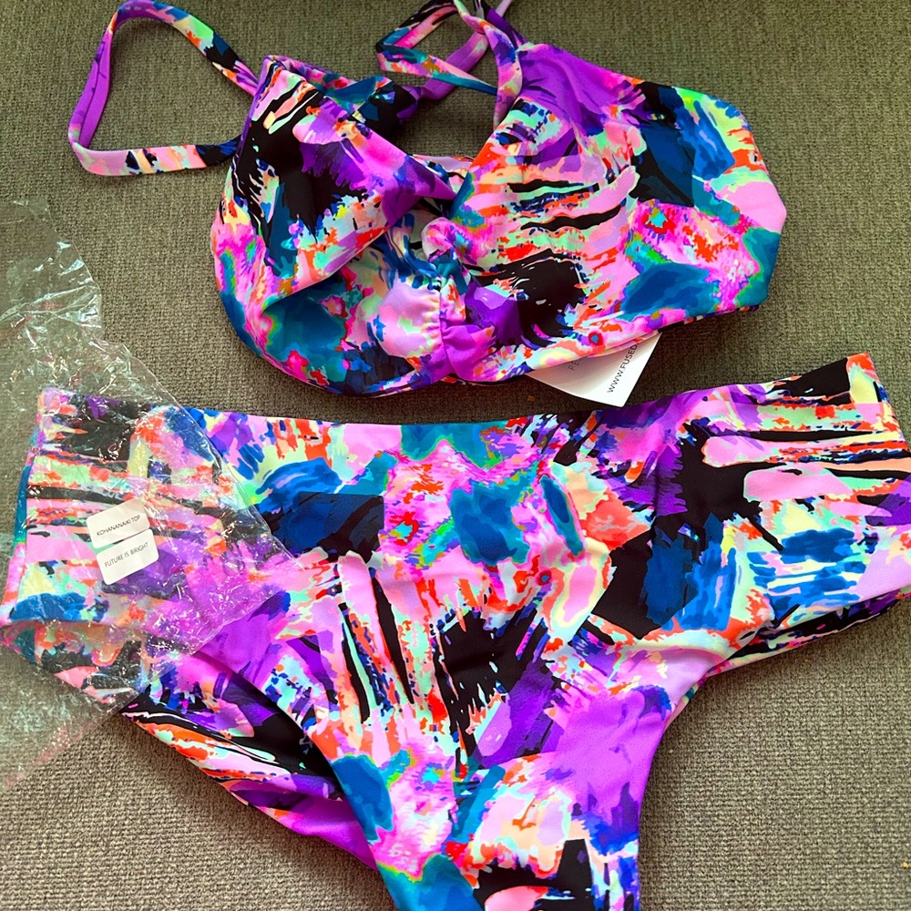 Future is Bright Fused Hawaii Bathing suit set